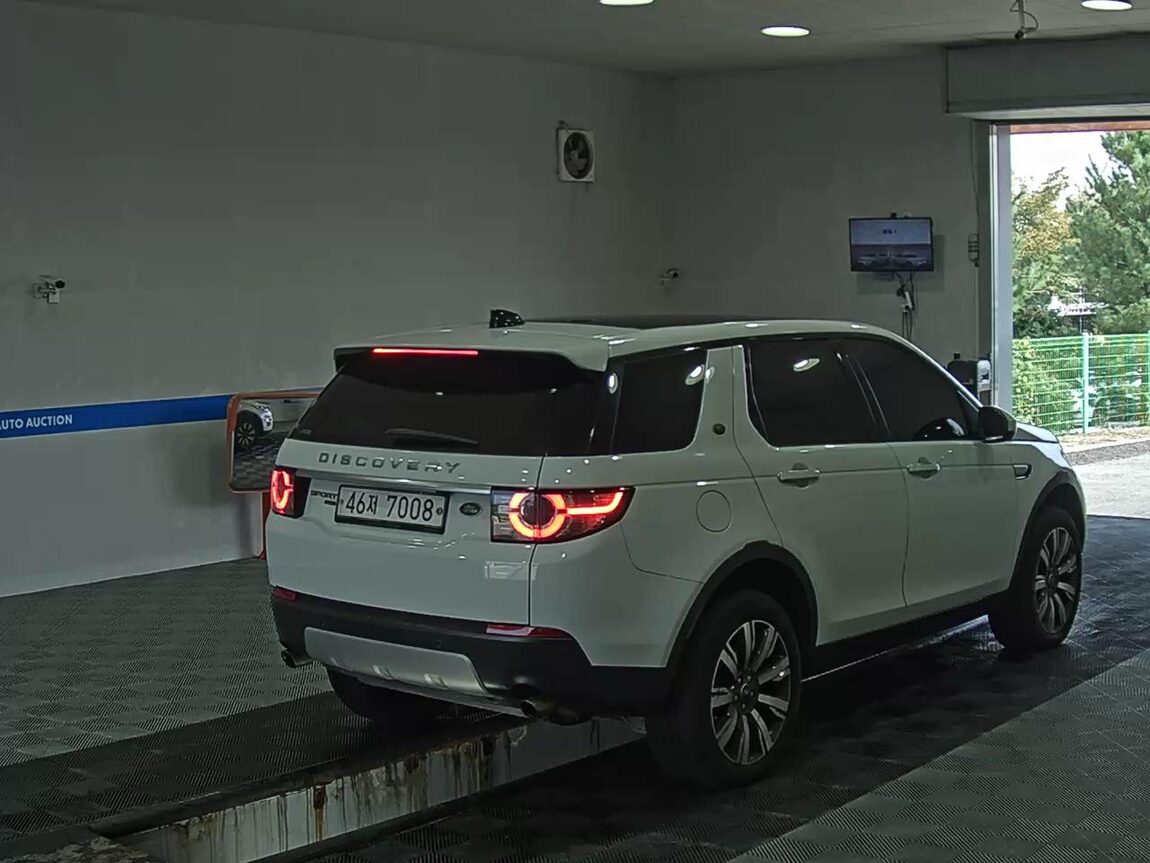 LAND ROVER DISCOVERY SPORT 2.0 TD4 HSE LUXURY 2018 - zdjęcie 5