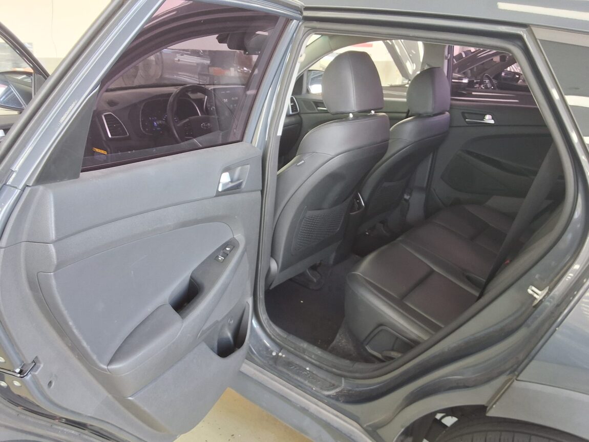 HYUNDAI NEW TUCSON 1.6 DIESEL 2WD MODERN 2019 - zdjęcie 12