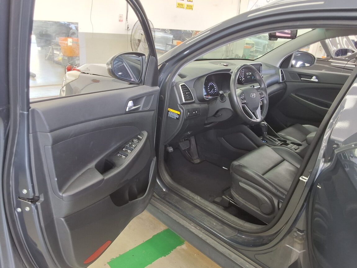 HYUNDAI NEW TUCSON 1.6 DIESEL 2WD MODERN 2019 - zdjęcie 10