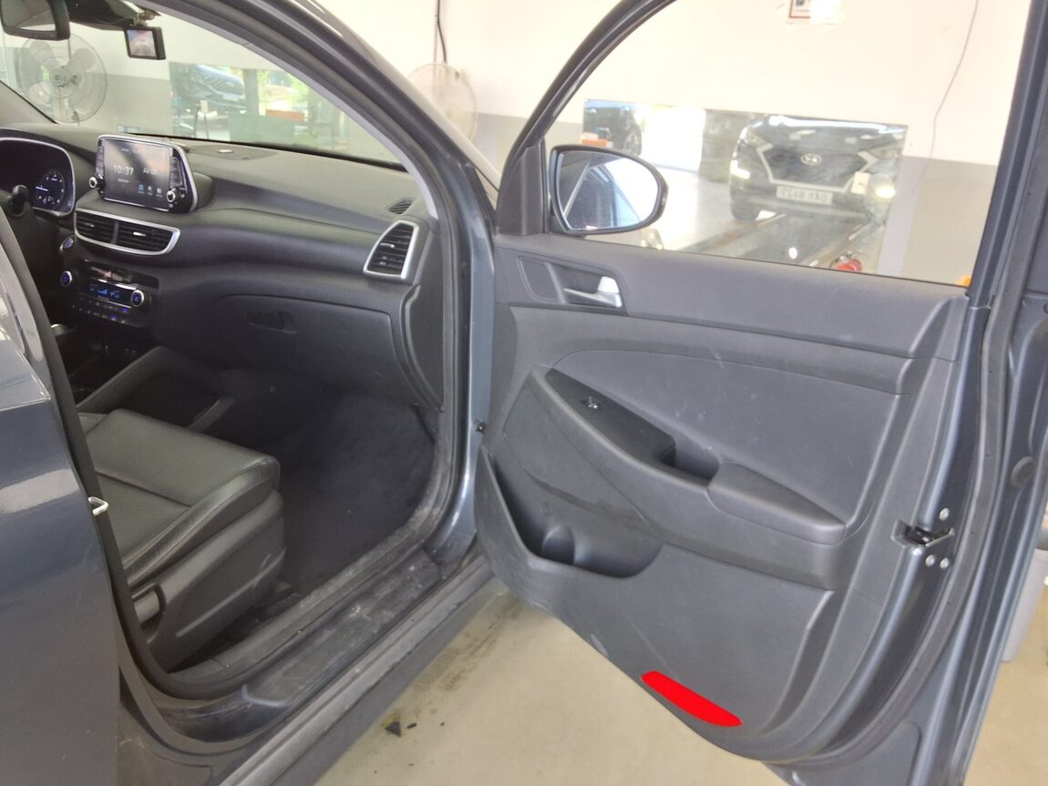 HYUNDAI NEW TUCSON 1.6 DIESEL 2WD MODERN 2019 - zdjęcie 14