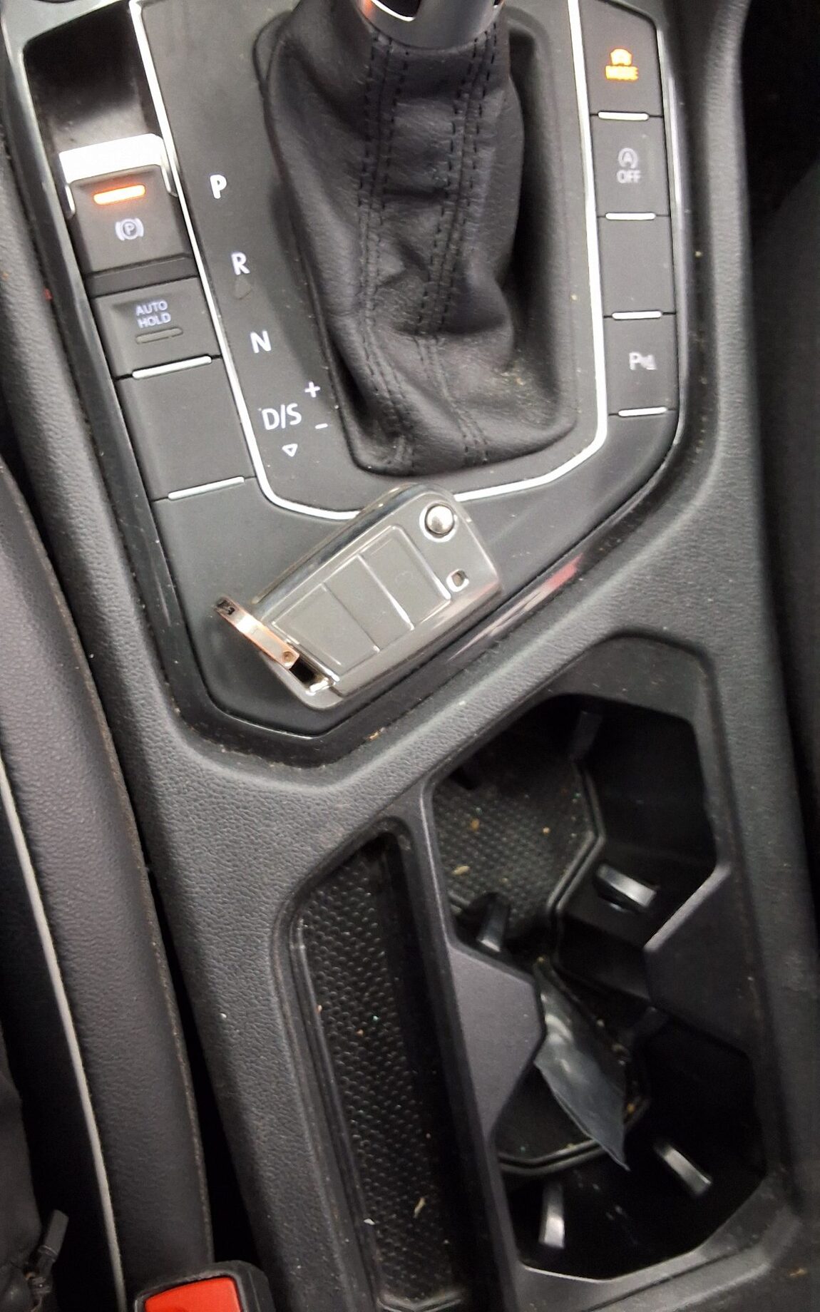 VOLKSWAGEN TIGUAN (2ND GEN) 2.0 TDI PREMIUM 2018 - zdjęcie 20