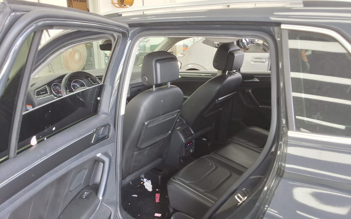 VOLKSWAGEN TIGUAN (2ND GEN) 2.0 TDI PREMIUM 2018 - zdjęcie 12