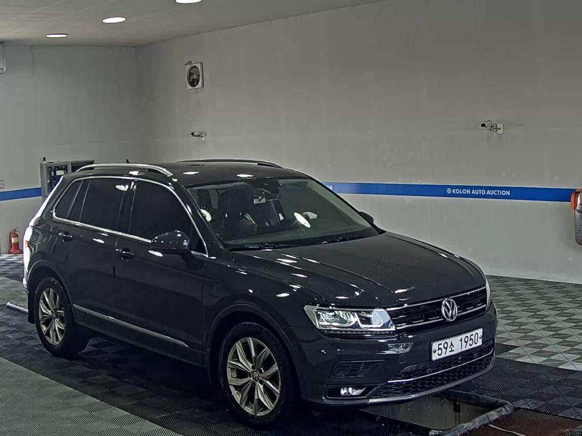 VOLKSWAGEN TIGUAN (2ND GEN) 2.0 TDI PREMIUM 2018 - zdjęcie 3