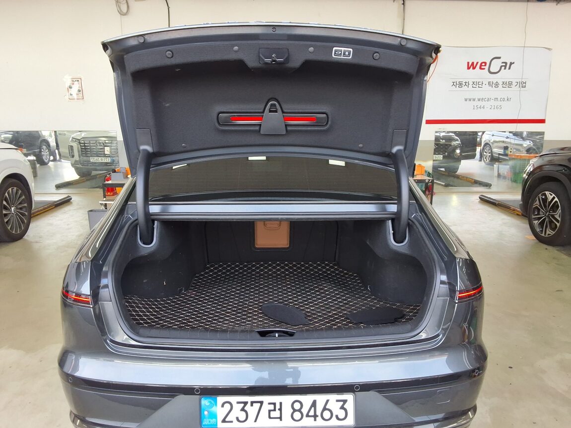 HYUNDAI THE ALL NEW GRANDEUR HYBRID 1.6 HYBRID CALLIGRAPHY 2023 - zdjęcie 15