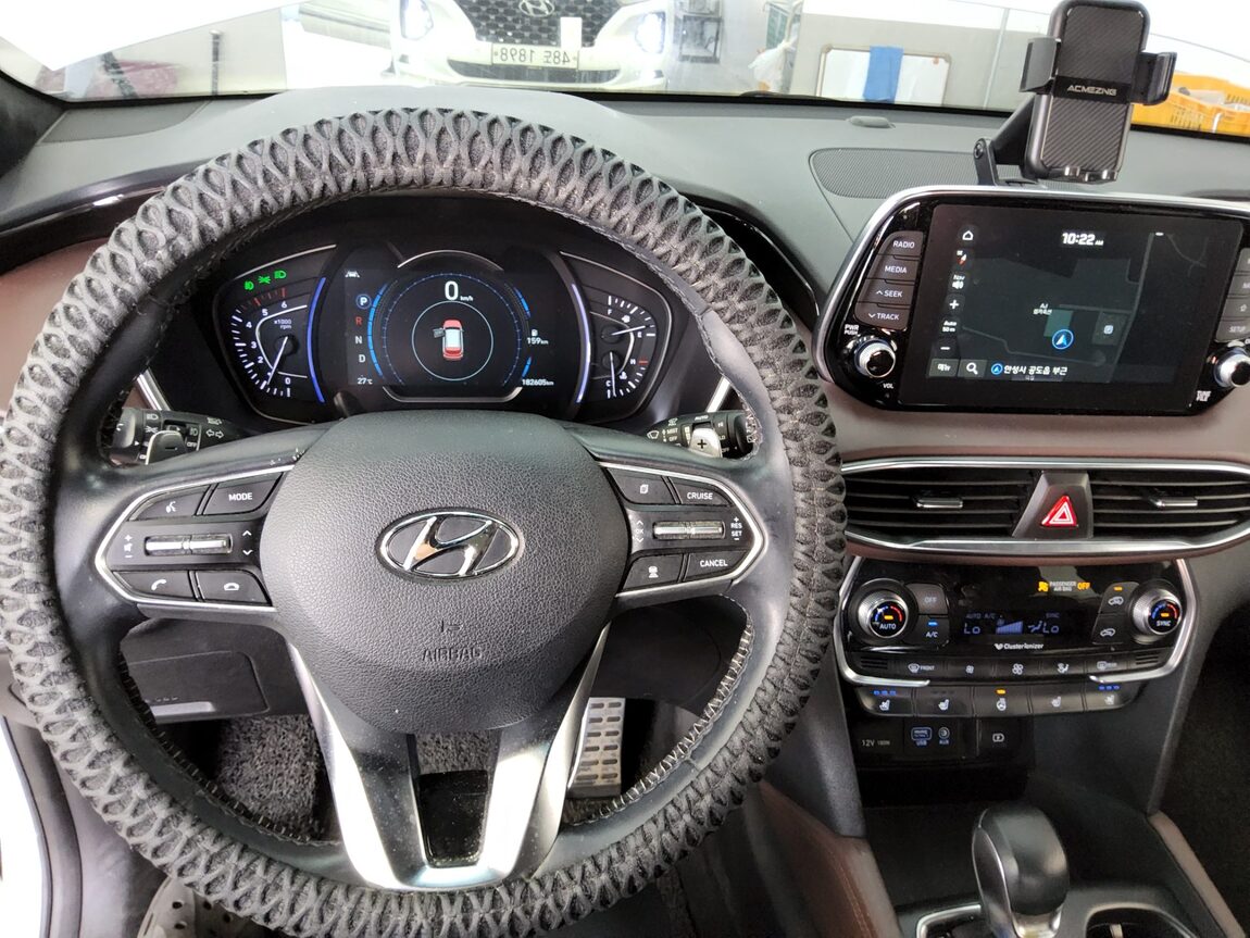 HYUNDAI SANTA FE (TM) R2.0 2WD INSPIRATION 2019 - zdjęcie 17