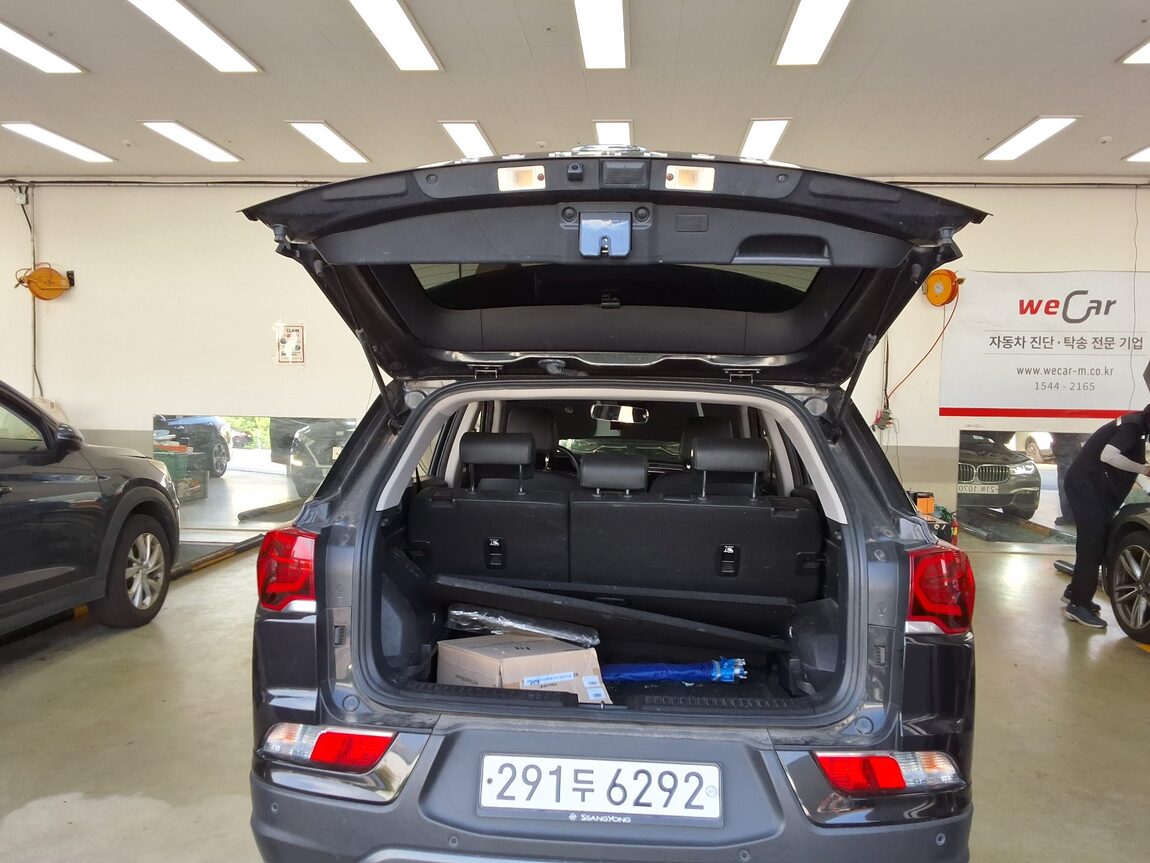 KG MOBILITY (SSANGYONG) ALL NEW KORANDO 1.5 GASOLINE 2WD C5 PRIME 2020 - zdjęcie 15