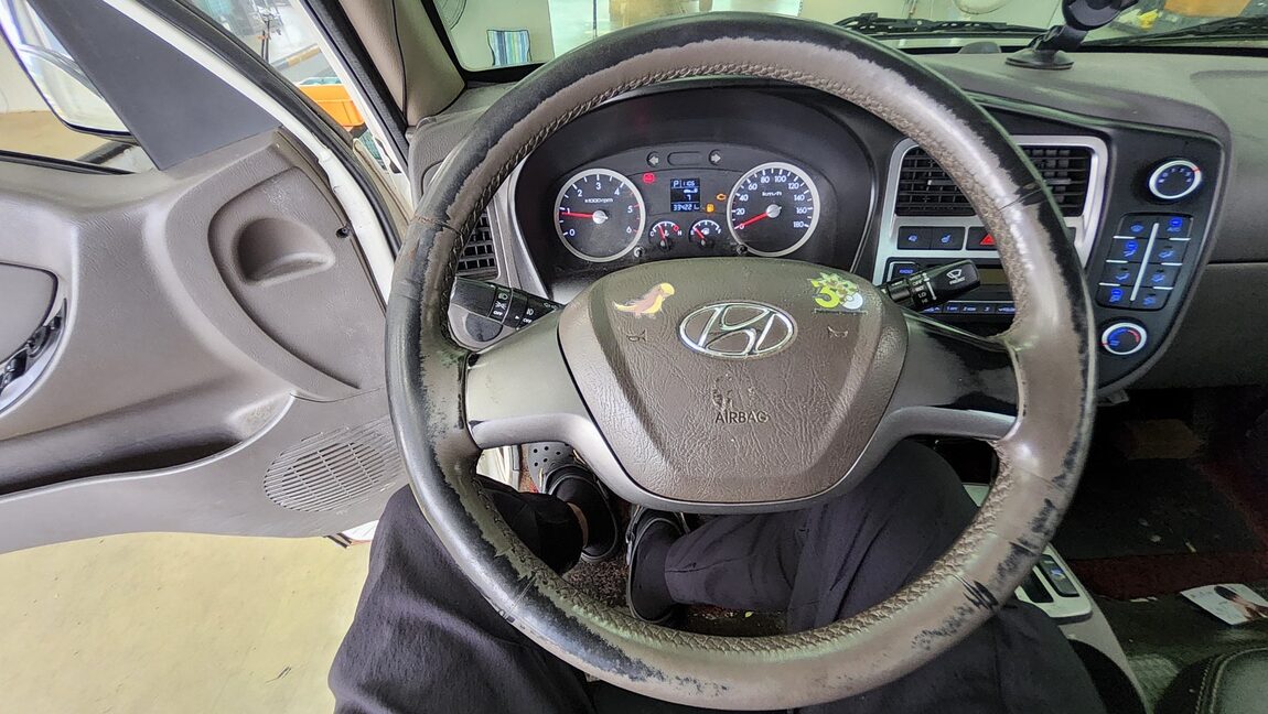 HYUNDAI PORTER II CRDi SUPER CAB EXTRA LONG WHEELBASE SMART 2017 - zdjęcie 15