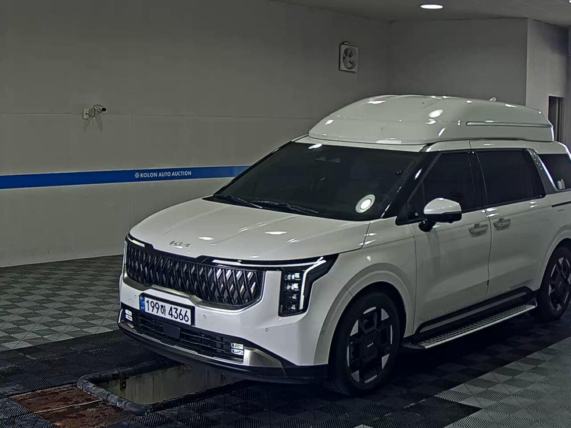 KIA THE NEW CARNIVAL HYBRID (KA4) 1.6 HEV HI-LIMOUSINE 9-SEATER SIGNATURE 2024 - zdjęcie 2