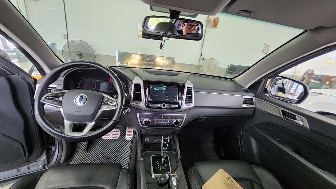 KG MOBILITY (SSANGYONG) REXTON SPORTS 2.2 2WD ADVENTURE 2019 - zdjęcie 11