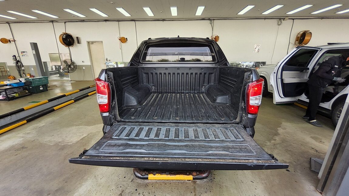KG MOBILITY (SSANGYONG) REXTON SPORTS 2.2 2WD ADVENTURE 2019 - zdjęcie 15