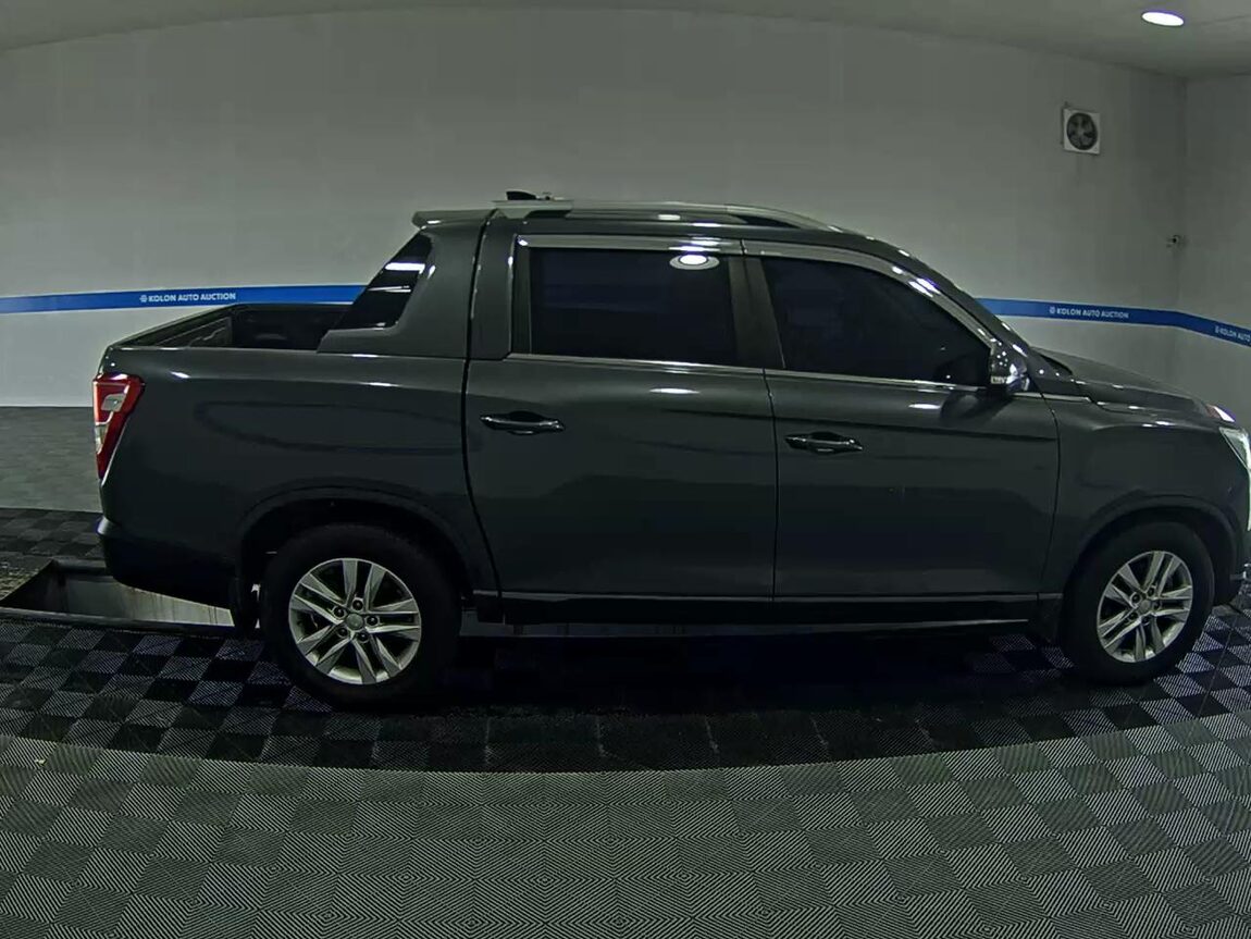 KG MOBILITY (SSANGYONG) REXTON SPORTS 2.2 2WD ADVENTURE 2019 - zdjęcie 4