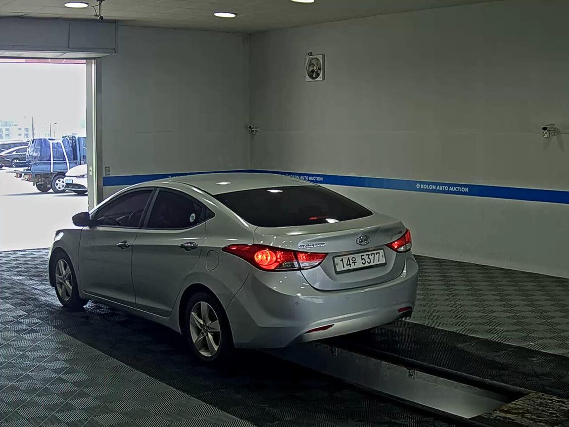 HYUNDAI AVANTE MD M16 GDi PREMIER 2012 - zdjęcie 6