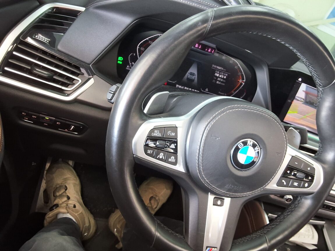 BMW X6 (3RD GEN) 30d xDRIVE M SPORT PACK 2021 - zdjęcie 23