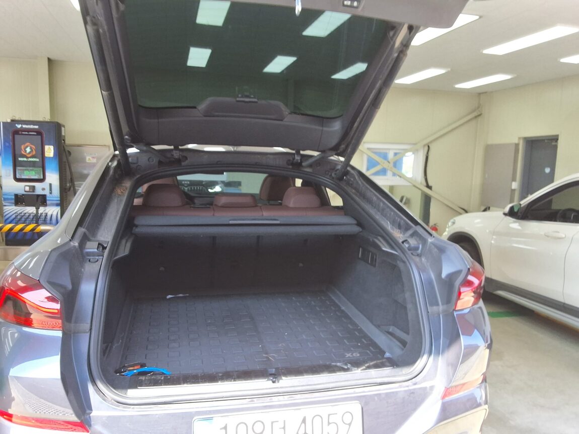 BMW X6 (3RD GEN) 30d xDRIVE M SPORT PACK 2021 - zdjęcie 16