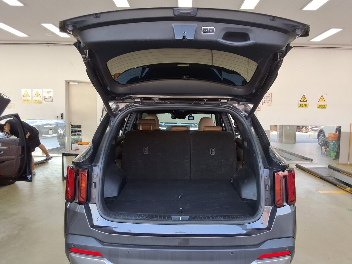 KIA THE NEW SORENTO (MQ4) 2.2 DIESEL 4WD NOBLESSE 2024 - zdjęcie 15