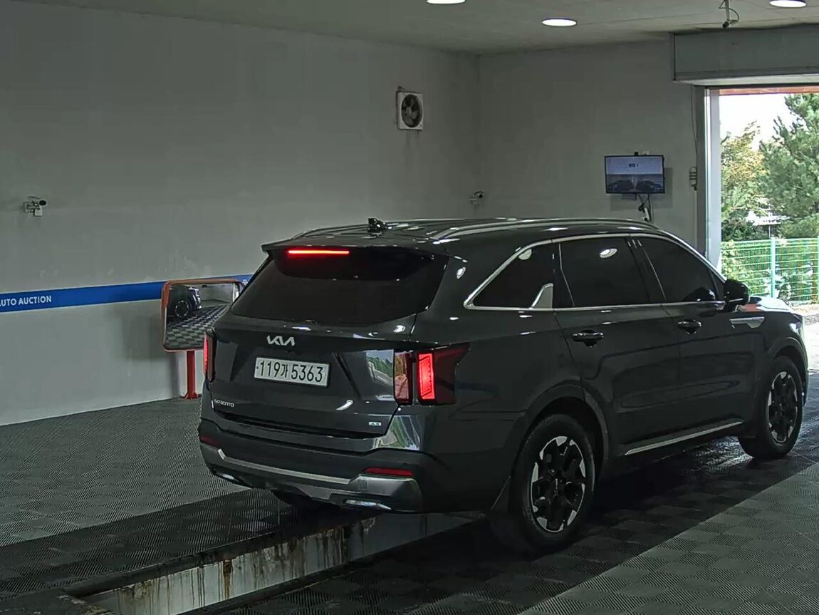 KIA THE NEW SORENTO (MQ4) 2.2 DIESEL 4WD NOBLESSE 2024 - zdjęcie 5
