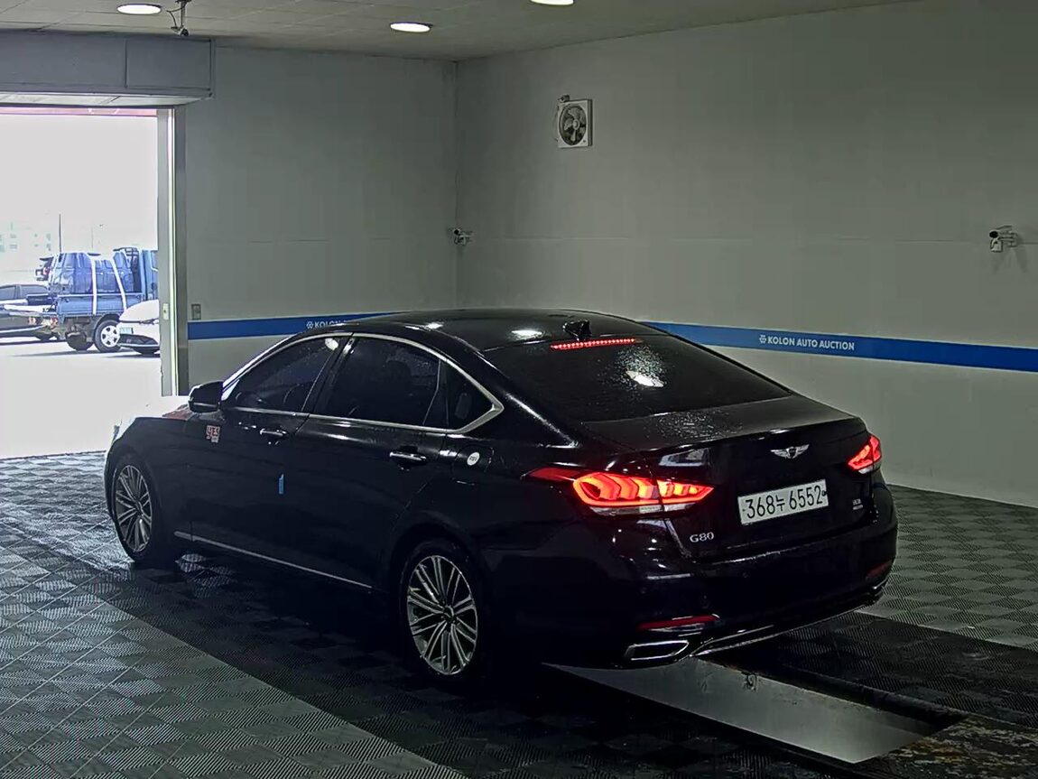 GENESIS G80 3.3 GDi AWD LUXURY 2019 - zdjęcie 6