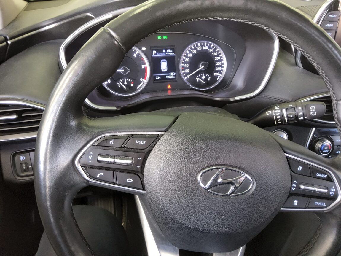 HYUNDAI SANTA FE (TM) R2.0 2WD EXCLUSIVE 2019 - zdjęcie 17