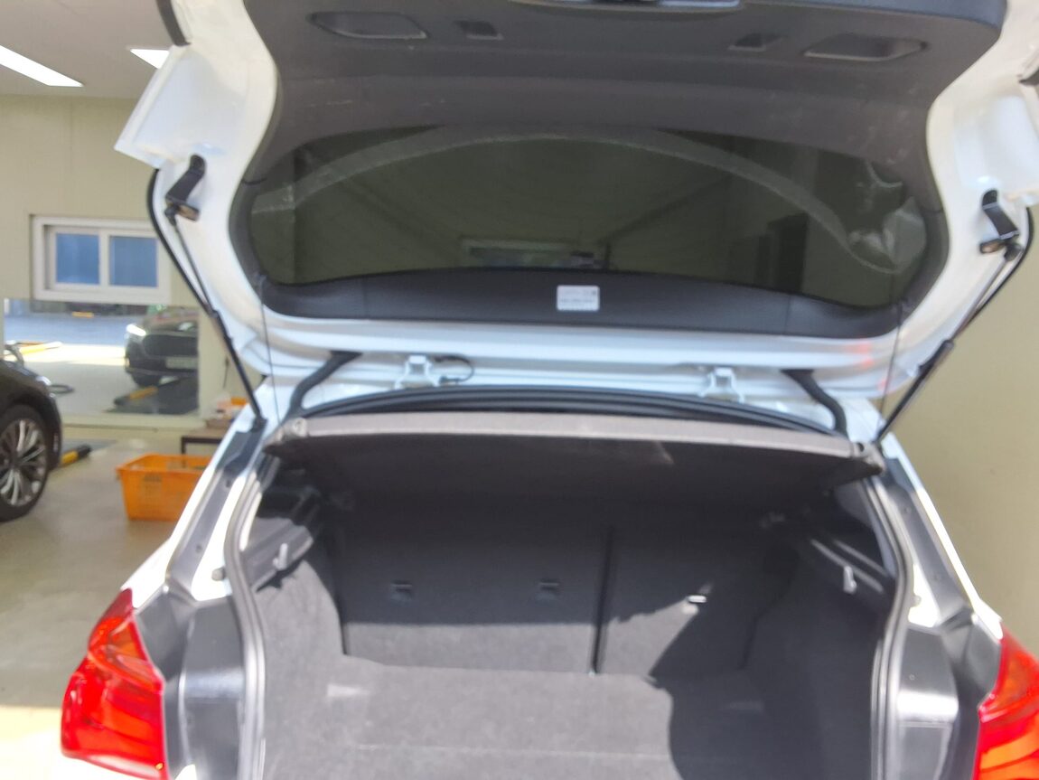 BMW 1 SERIES (2ND GEN) 5-DOOR 118d JOY 2017 - zdjęcie 16