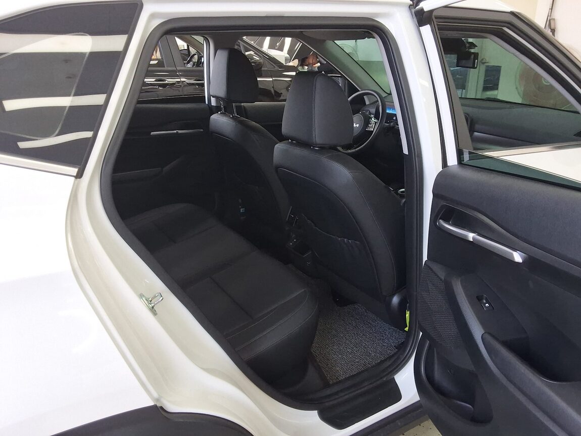 KIA THE NEW SELTOS 2.0 GASOLINE 2WD PRESTIGE 2025 - zdjęcie 13