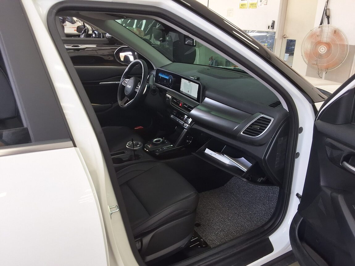 KIA THE NEW SELTOS 2.0 GASOLINE 2WD PRESTIGE 2025 - zdjęcie 14