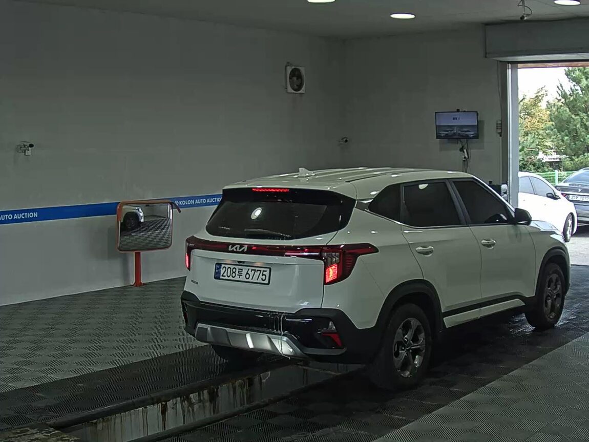 KIA THE NEW SELTOS 2.0 GASOLINE 2WD PRESTIGE 2025 - zdjęcie 5