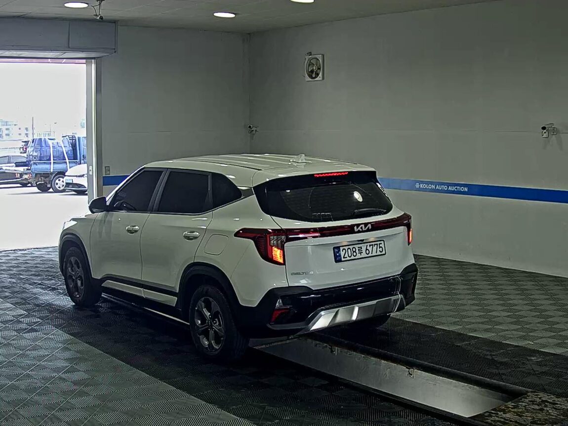 KIA THE NEW SELTOS 2.0 GASOLINE 2WD PRESTIGE 2025 - zdjęcie 6
