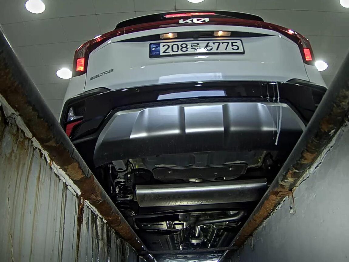 KIA THE NEW SELTOS 2.0 GASOLINE 2WD PRESTIGE 2025 - zdjęcie 8