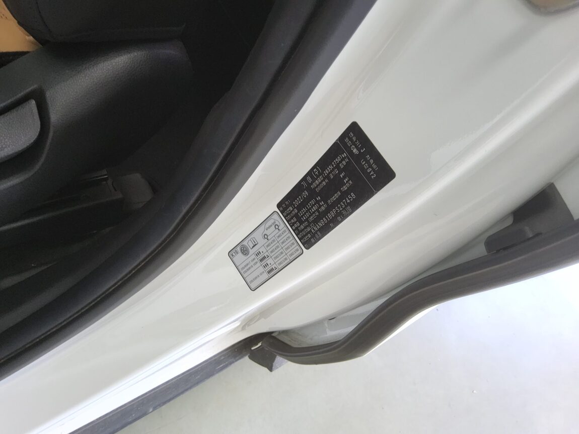 KIA NEW CARNIVAL (KA4) 9-SEATER DIESEL PRESTIGE 2023 - zdjęcie 16