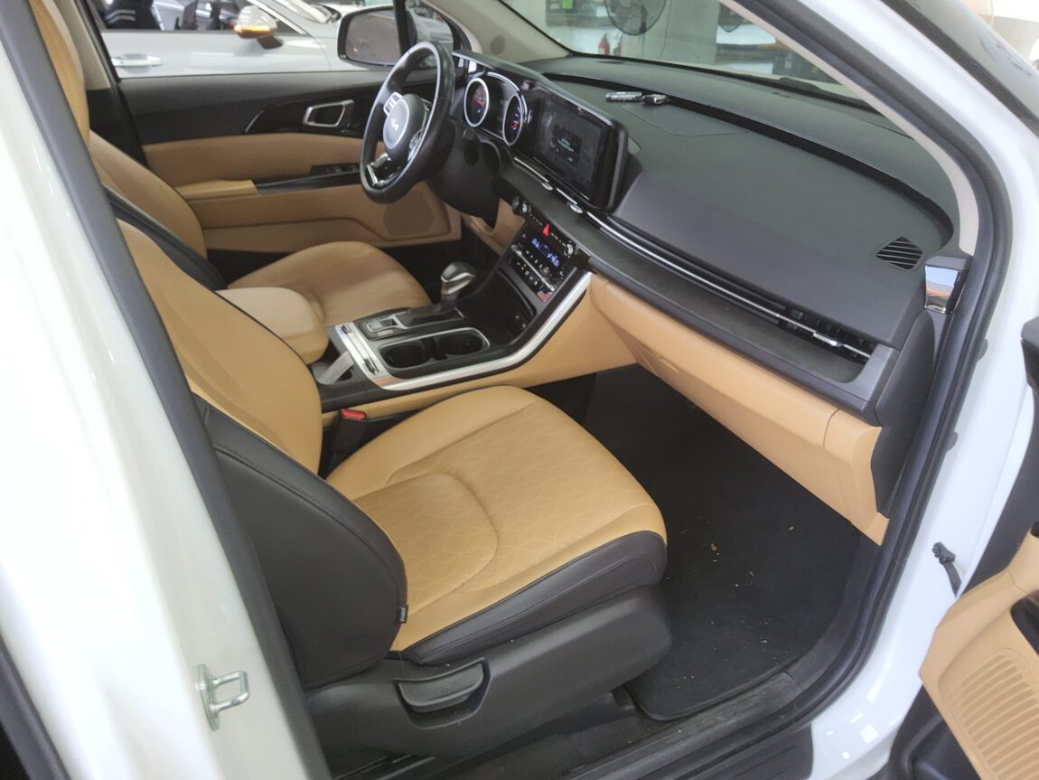 KIA NEW CARNIVAL (KA4) 9-SEATER DIESEL PRESTIGE 2023 - zdjęcie 14