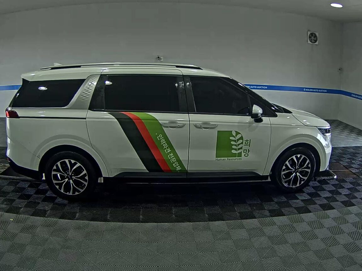 KIA NEW CARNIVAL (KA4) 9-SEATER DIESEL PRESTIGE 2023 - zdjęcie 4