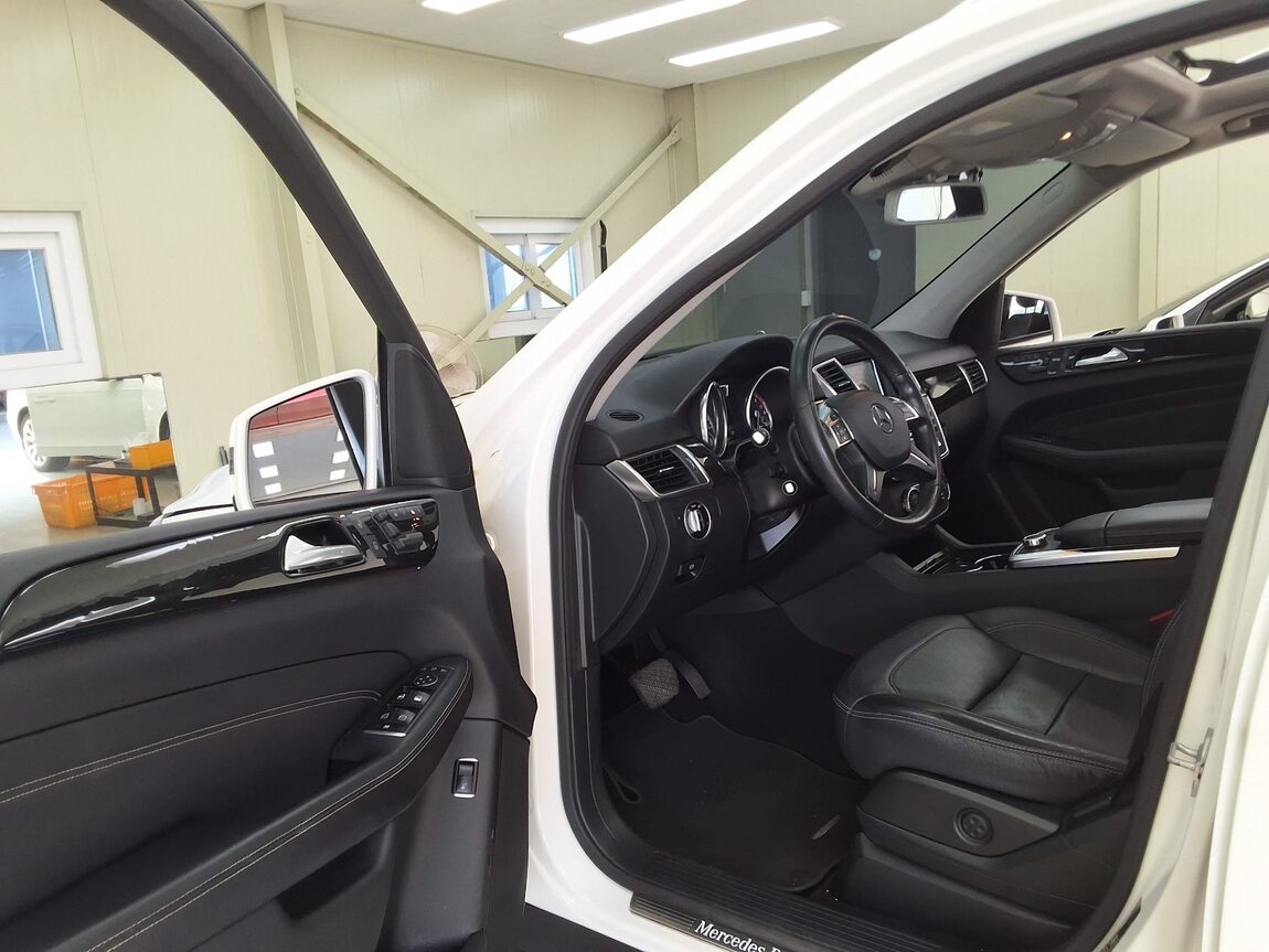 MERCEDES-BENZ M-CLASS (3RD GEN) ML250 BLUETEC 4MATIC 2015 - zdjęcie 11
