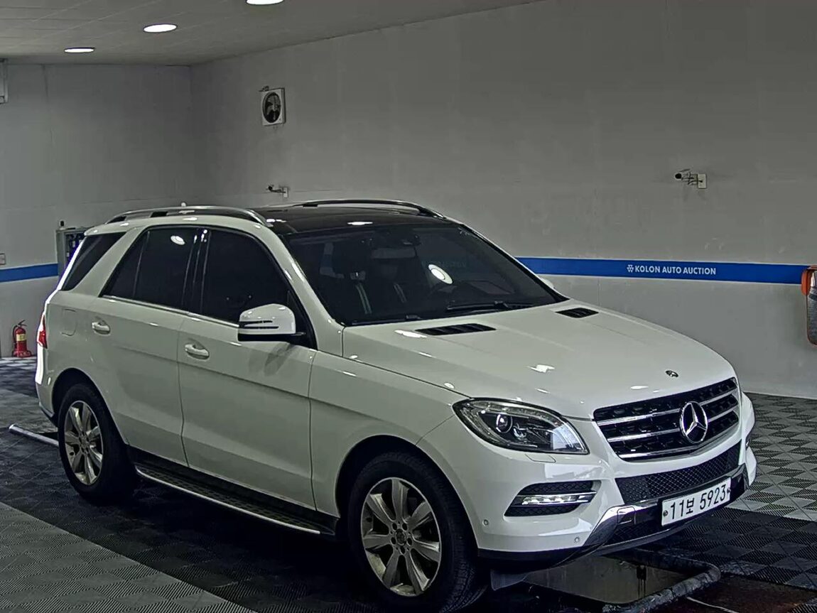 MERCEDES-BENZ M-CLASS (3RD GEN) ML250 BLUETEC 4MATIC 2015 - zdjęcie 3