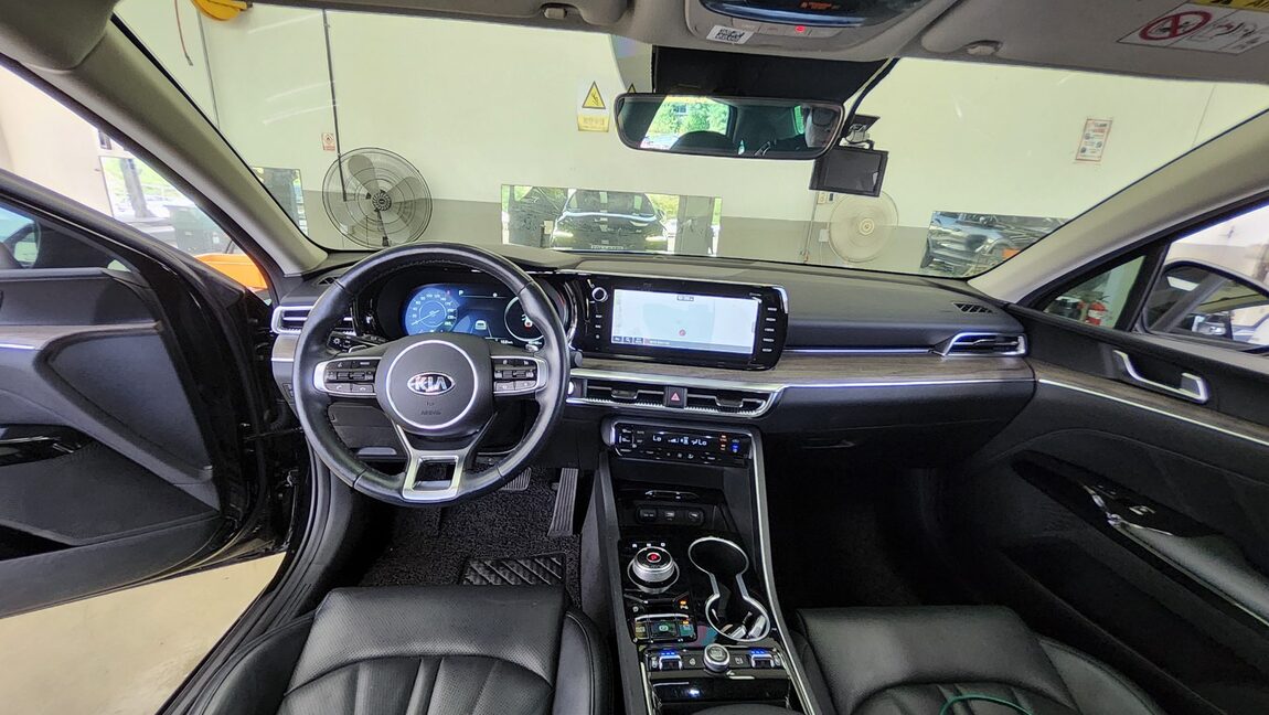 KIA NEW K5 (DL3) 2.0 GASOLINE SIGNATURE 2021 - zdjęcie 11
