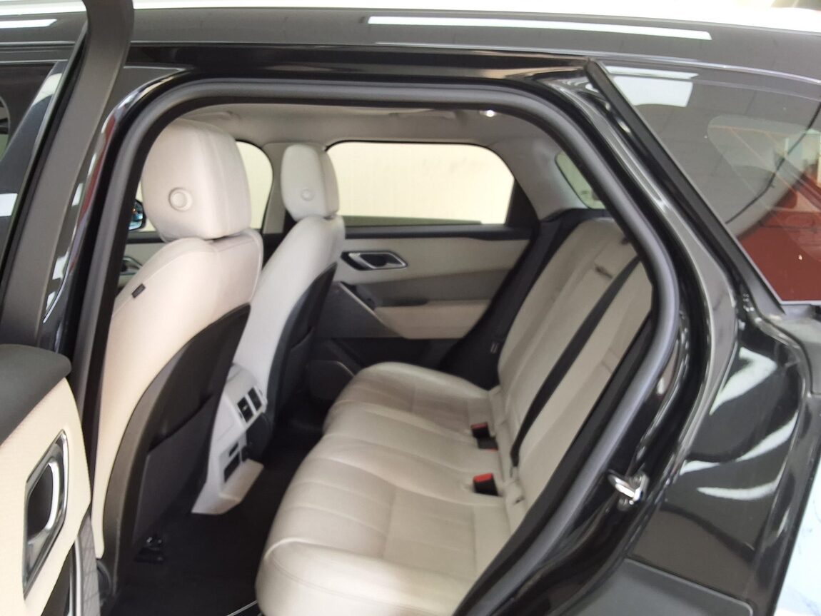 LAND ROVER RANGE ROVER VELAR 2.0 D240 SE 2019 - zdjęcie 13