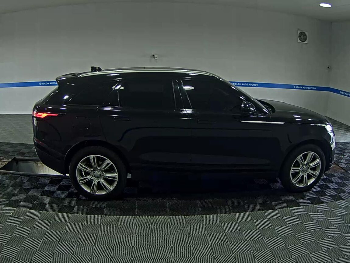 LAND ROVER RANGE ROVER VELAR 2.0 D240 SE 2019 - zdjęcie 4
