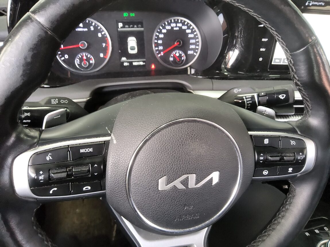 KIA NEW K5 (DL3) 2.0 LPI RENTAL CAR TRENDY 2023 - zdjęcie 17