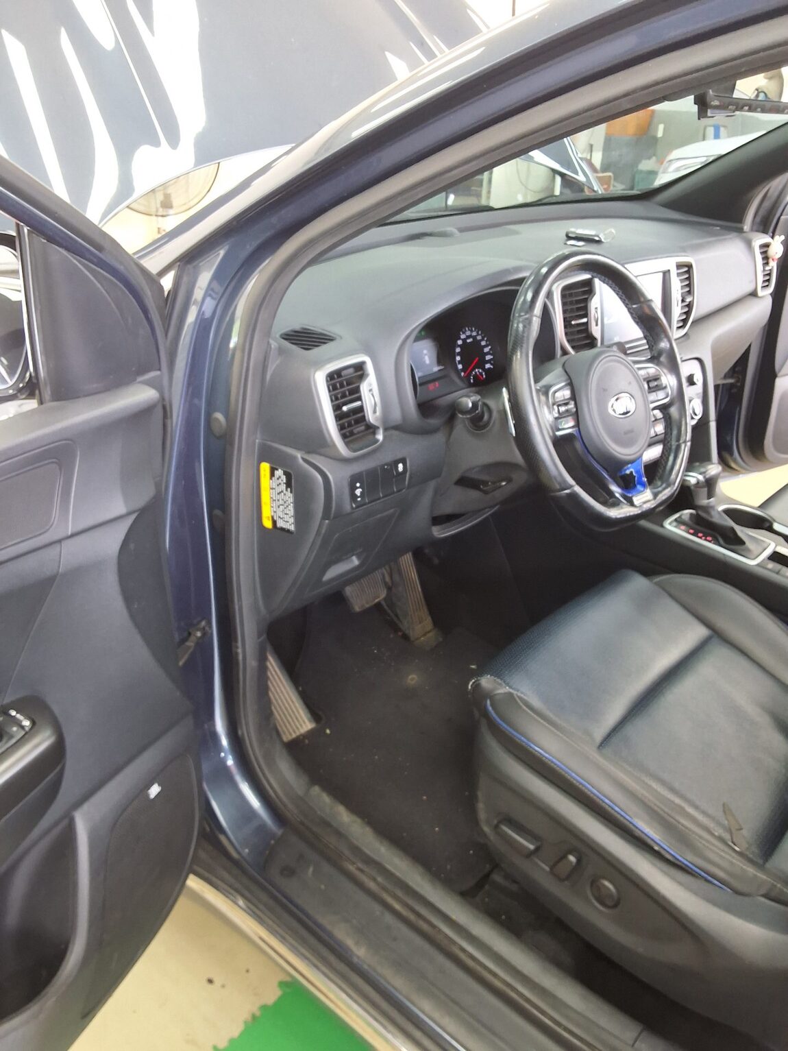 KIA NEW SPORTAGE 1.7 2WD NOBLESSE 2016 - zdjęcie 10