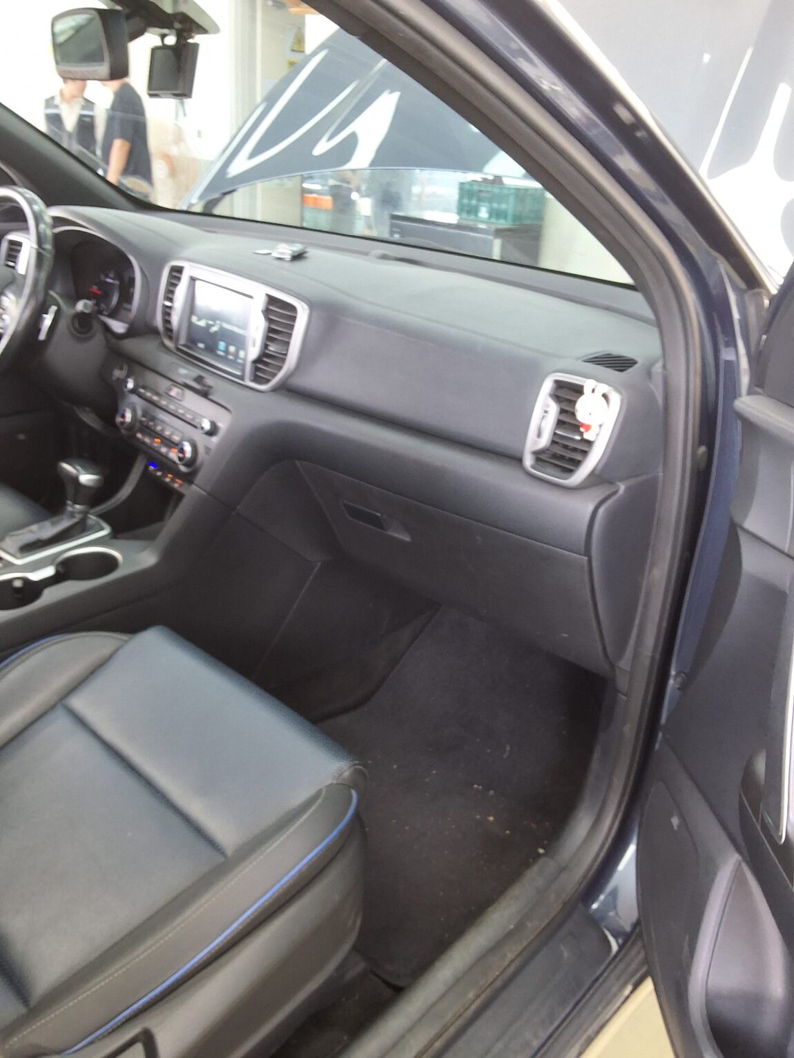 KIA NEW SPORTAGE 1.7 2WD NOBLESSE 2016 - zdjęcie 14