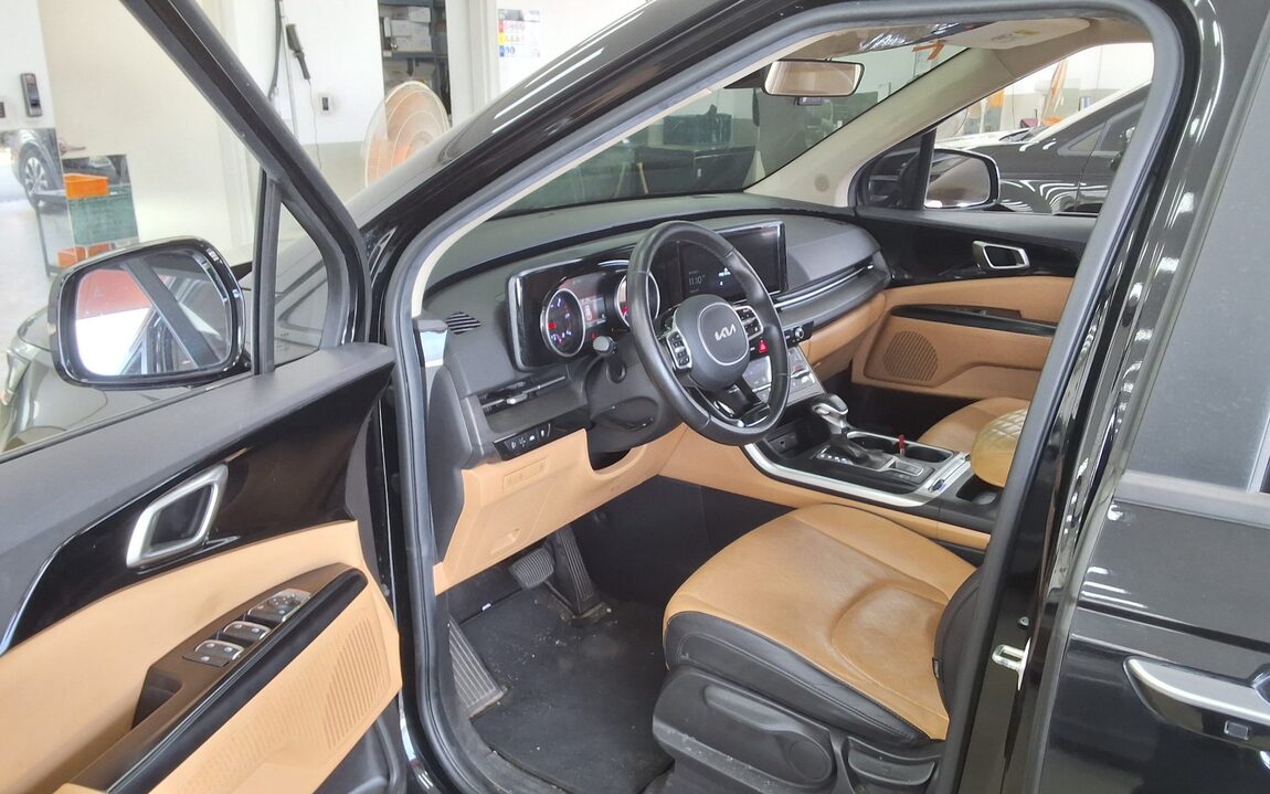KIA NEW CARNIVAL (KA4) 9-SEATER DIESEL PRESTIGE 2023 - zdjęcie 10