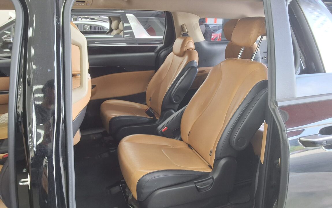 KIA NEW CARNIVAL (KA4) 9-SEATER DIESEL PRESTIGE 2023 - zdjęcie 12
