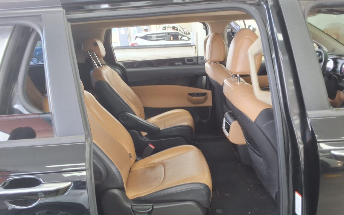 KIA NEW CARNIVAL (KA4) 9-SEATER DIESEL PRESTIGE 2023 - zdjęcie 13