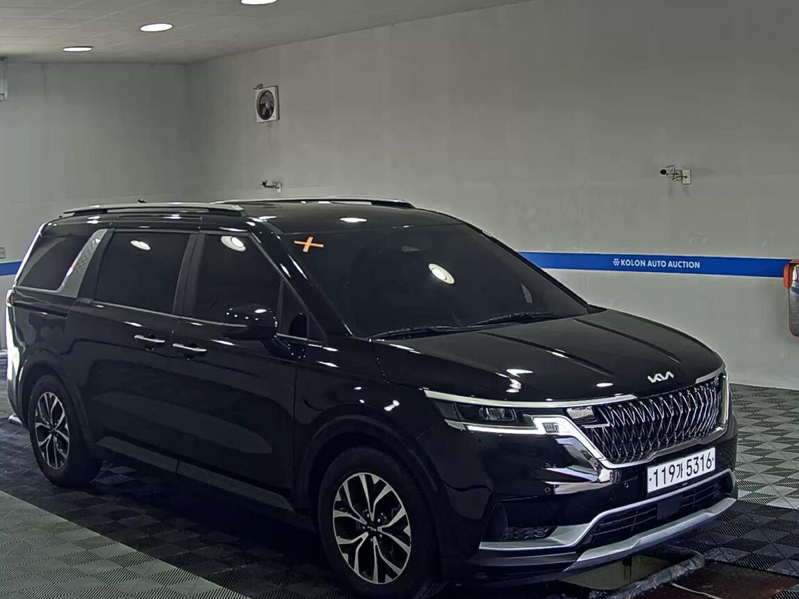 KIA NEW CARNIVAL (KA4) 9-SEATER DIESEL PRESTIGE 2023 - zdjęcie 3