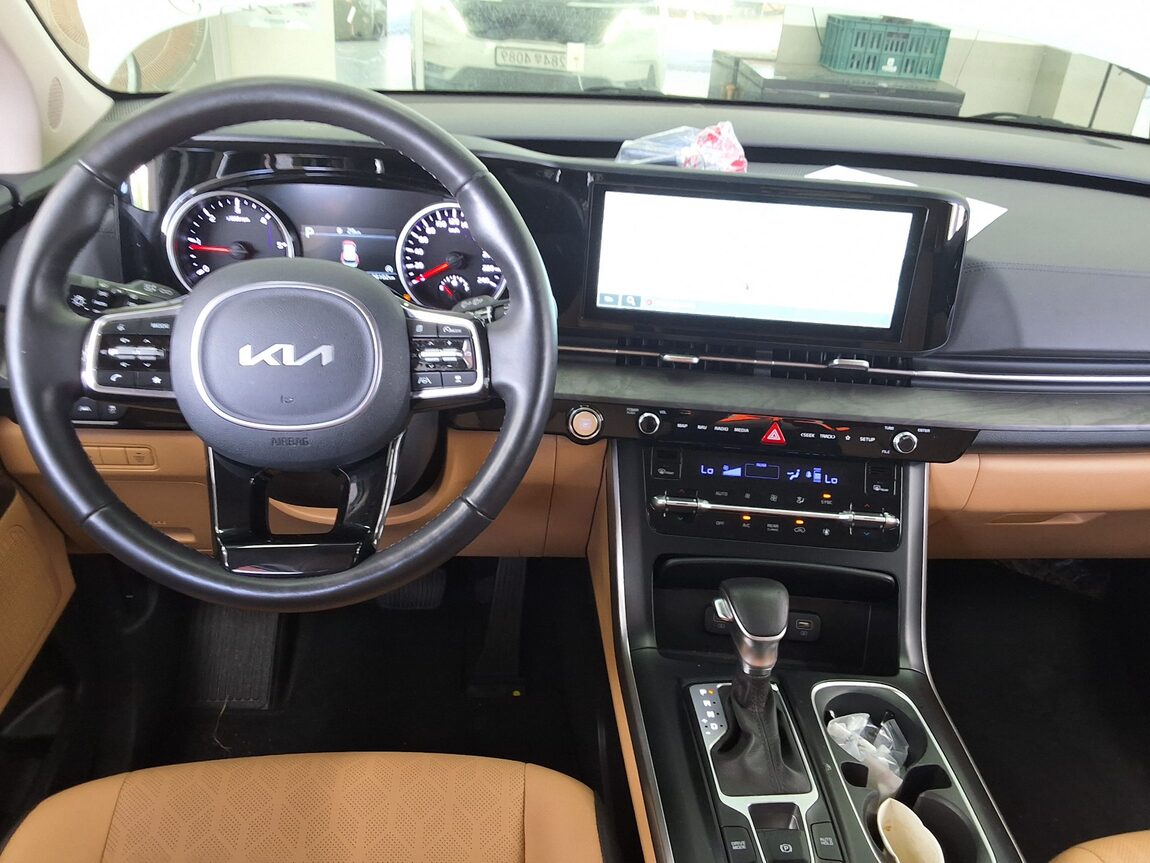 KIA NEW CARNIVAL (KA4) 9-SEATER DIESEL PRESTIGE 2023 - zdjęcie 11