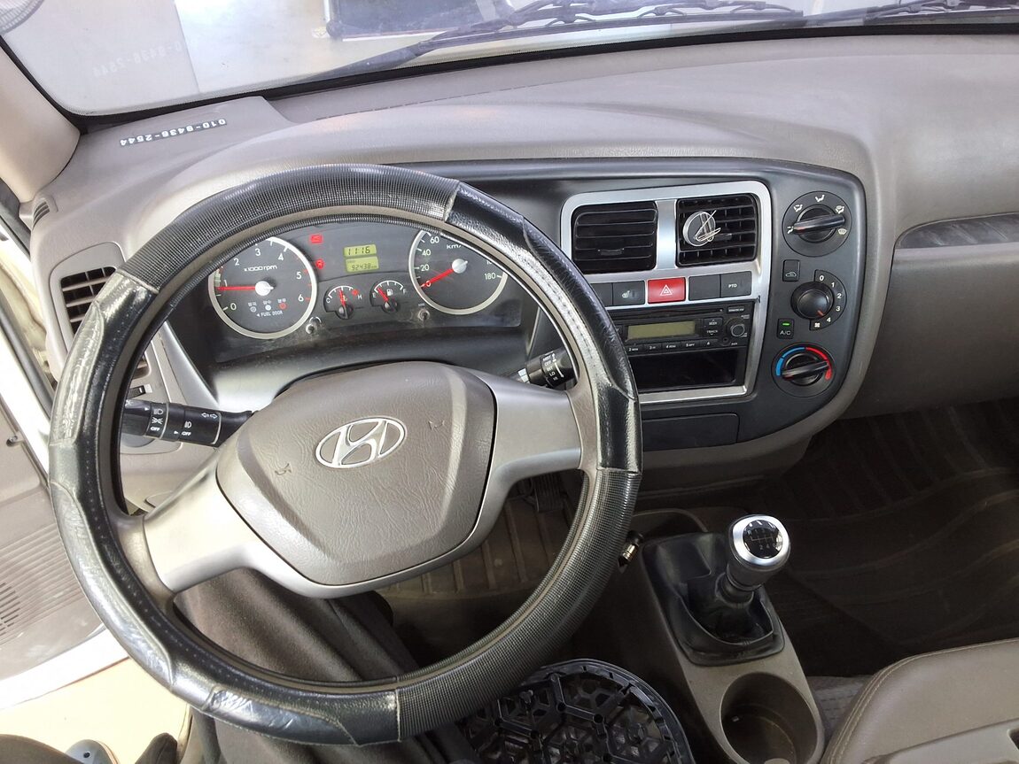 HYUNDAI PORTER II CRDi SUPER CAB EXTRA LONG WHEELBASE SUPER 2014 - zdjęcie 15