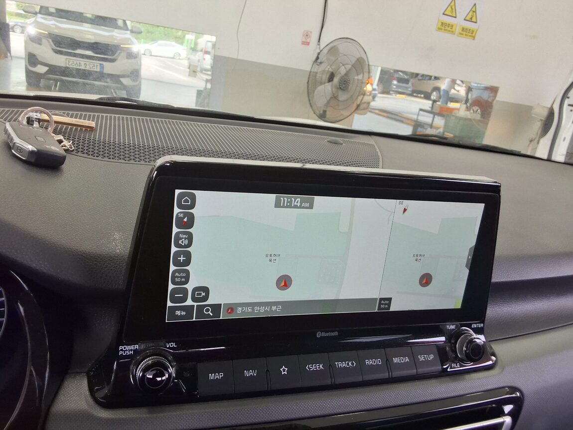 KIA SELTOS 1.6 GASOLINE 2WD TRENDY 2023 - zdjęcie 18