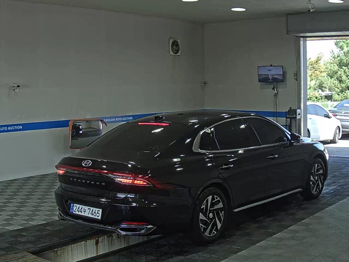 HYUNDAI THE NEW GRANDEUR IG HYBRID 2.4 HEV EXCLUSIVE 2021 - zdjęcie 5