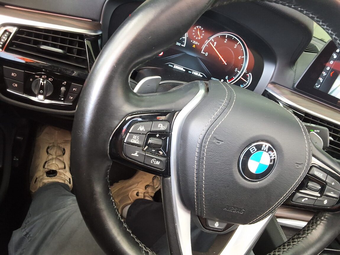 BMW 5 SERIES (7TH GEN) 520d M SPORT PACK PLUS 2017 - zdjęcie 23