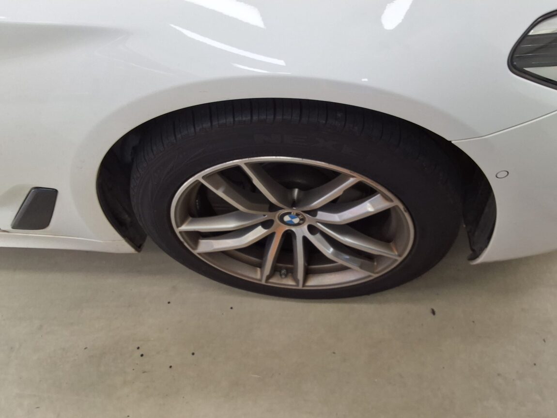 BMW 5 SERIES (7TH GEN) 520d M SPORT PACK PLUS 2017 - zdjęcie 21
