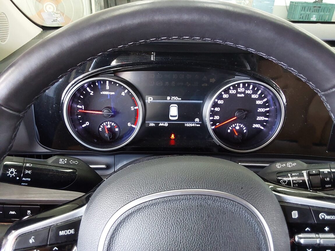 KIA NEW CARNIVAL (KA4) 9-SEATER DIESEL PRESTIGE 2023 - zdjęcie 9